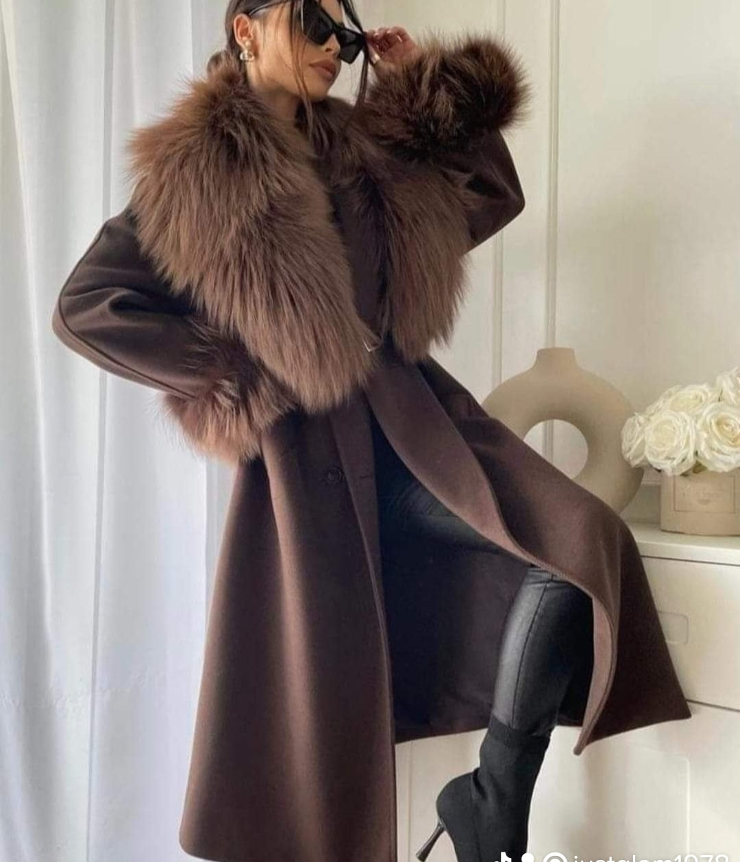 Plaszcz z Futrem Naturalnym